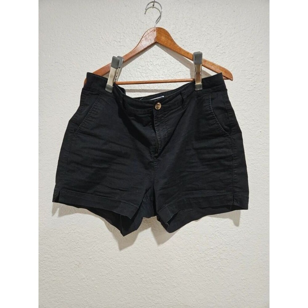 Old Navy Women’s Size 14 Black everyday Shorts Stretch Cotton Mid Rise Casual Cl